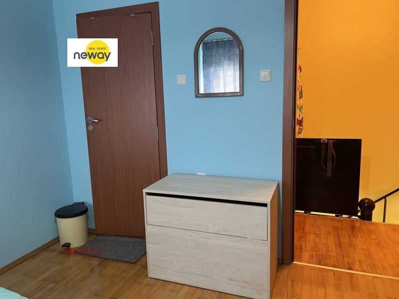 Продава  3-стаен град Плевен , Широк център , 100 кв.м | 35040979 - изображение [13]