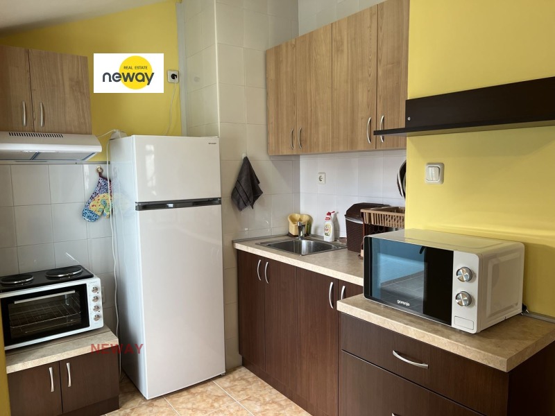 Продава  3-стаен град Плевен , Широк център , 100 кв.м | 35040979 - изображение [3]