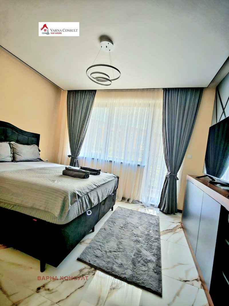 Продава  3-стаен град Варна , к.к. Св.Св. Константин и Елена , 91 кв.м | 79689603 - изображение [3]