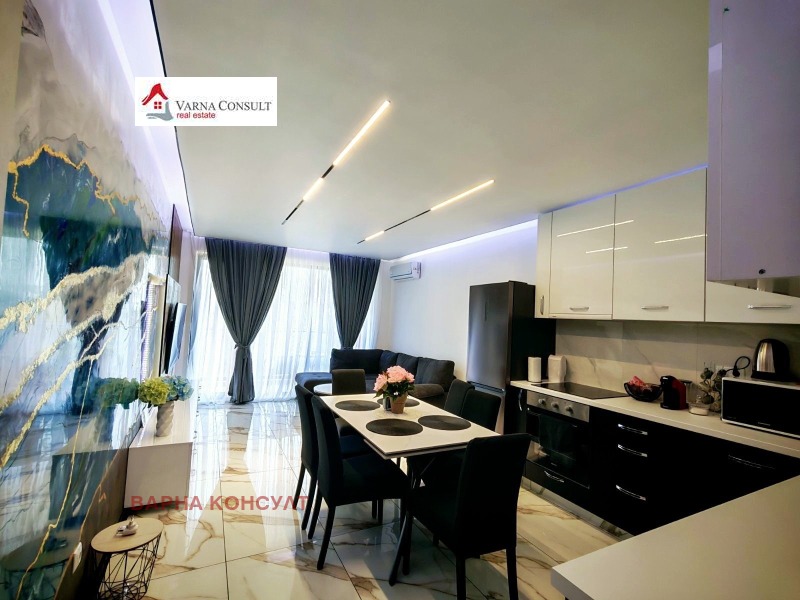Продава  3-стаен град Варна , к.к. Св.Св. Константин и Елена , 91 кв.м | 79689603