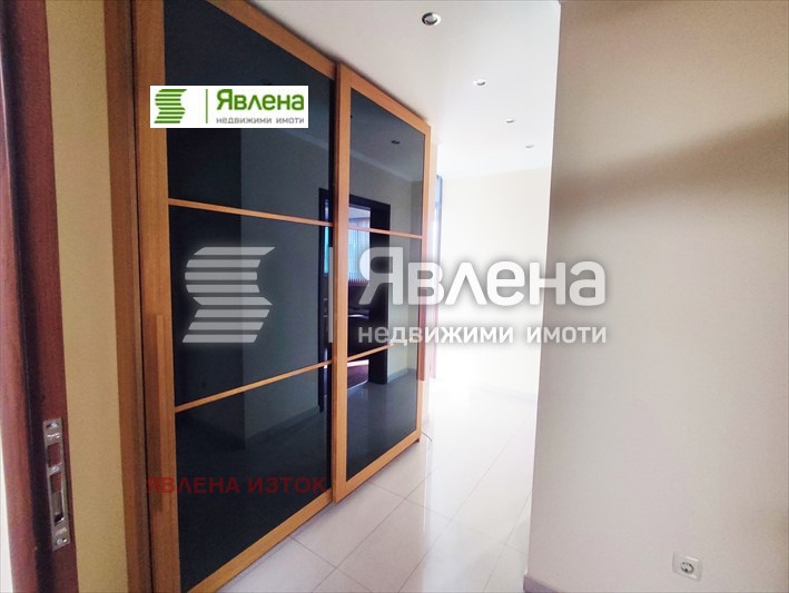 Продава ОФИС, гр. София, Център, снимка 12 - Офиси - 55647180