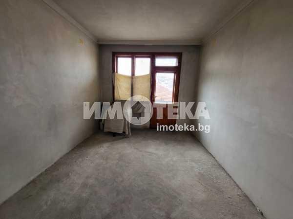 Продава  Етаж от къща град Пловдив , Христо Смирненски , 218 кв.м | 95117580 - изображение [2]