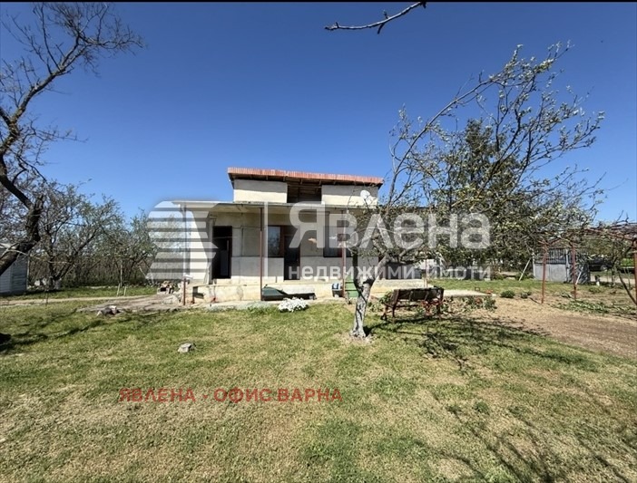 Продава КЪЩА, с. Кичево, област Варна