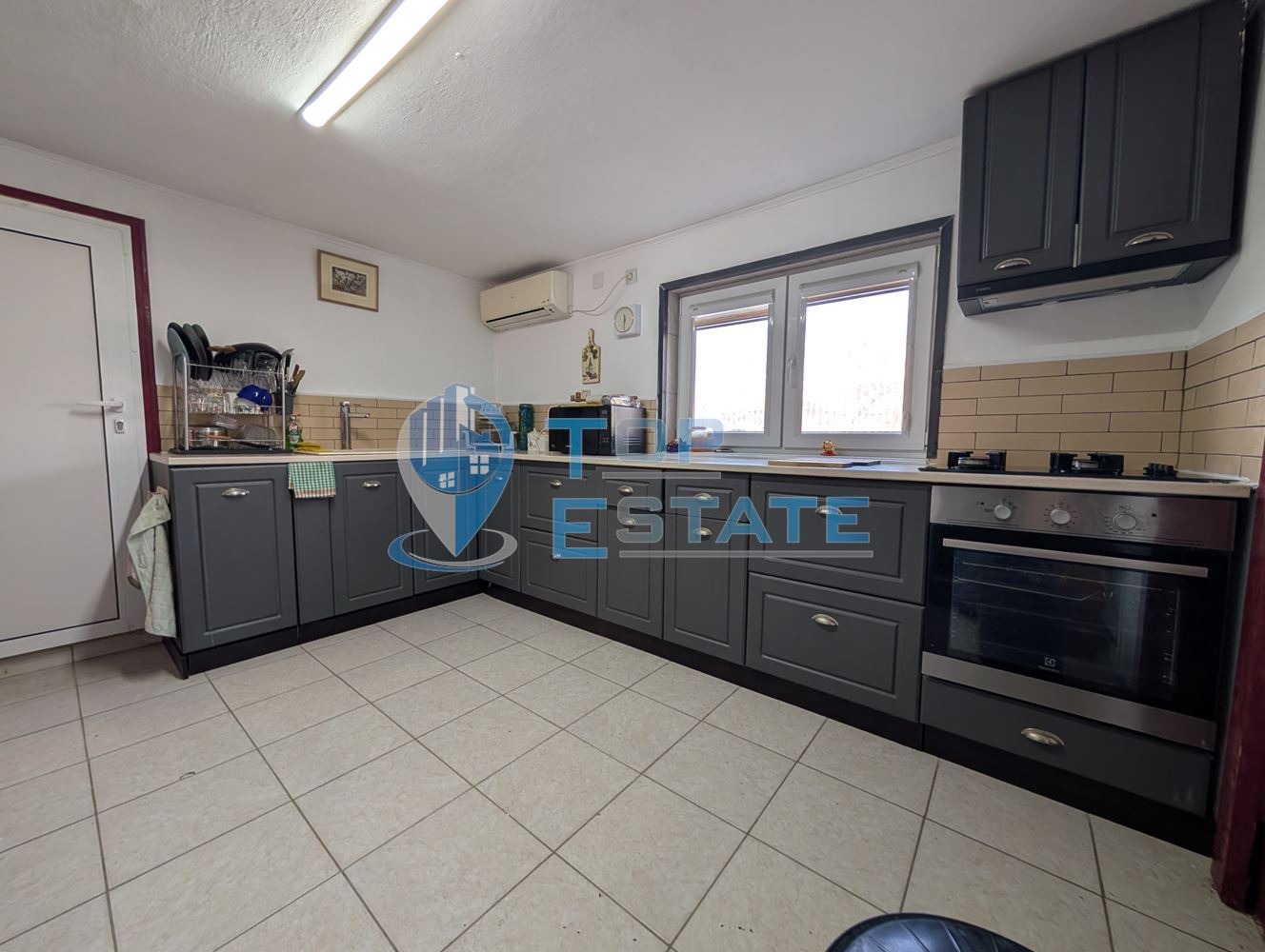 Продава КЪЩА, с. Климентово, област Велико Търново, снимка 3 - Къщи - 52821990