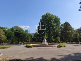 2 quartos Doktorski pametnik, Sofia