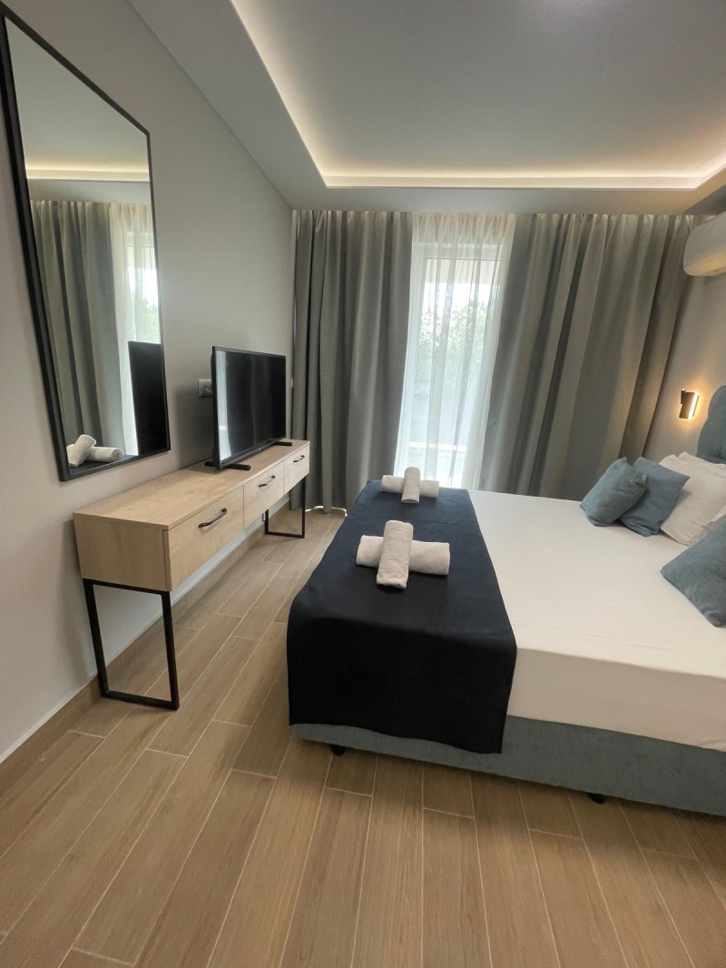 Продава  2-стаен област Бургас , гр. Ахтопол , 55 кв.м | 52799353 - изображение [12]