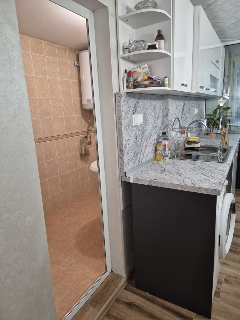 Продава  3-стаен град Плевен , Идеален център , 80 кв.м | 28795038 - изображение [5]