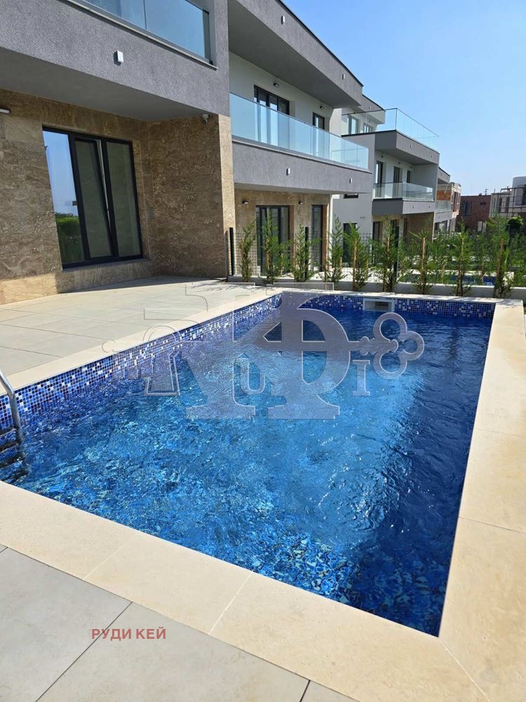 Продава КЪЩА, гр. Варна, м-т Горна Трака, снимка 2 - Къщи - 53354468