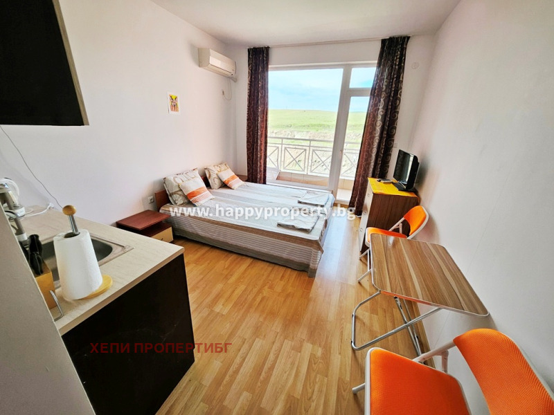 Te koop  Studio regio Boergas , k.k. Slantsjev brjag , 28 m² | 48698389 - afbeelding [2]
