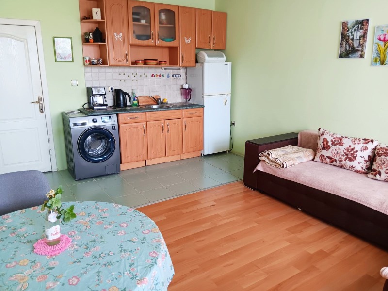 На продаж  1 спальня Велико Търново , Център , 70 кв.м | 70315136 - зображення [2]