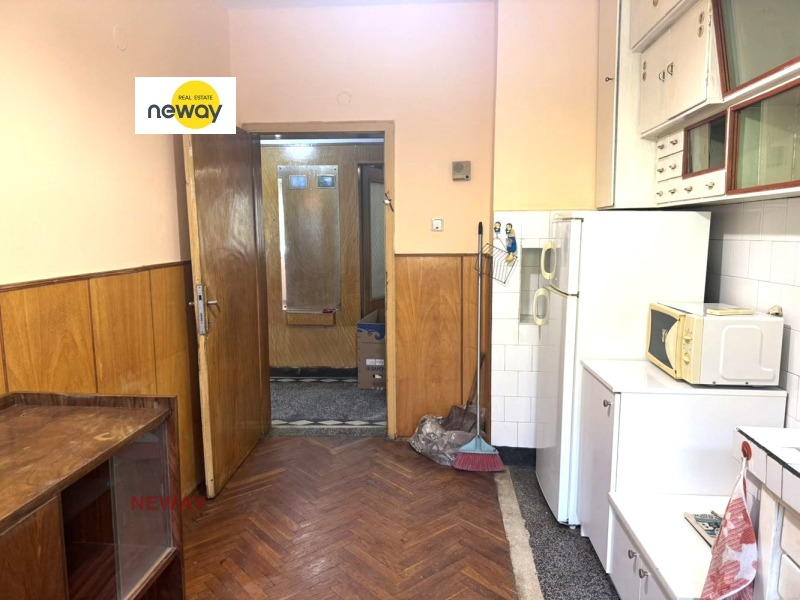 Продава  3-стаен град Плевен , 9-ти квартал , 97 кв.м | 48181863 - изображение [11]