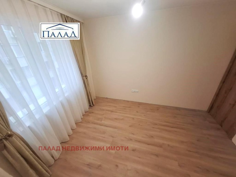 Продава 3-СТАЕН, гр. Варна, Център, снимка 10 - Апартаменти - 52363773