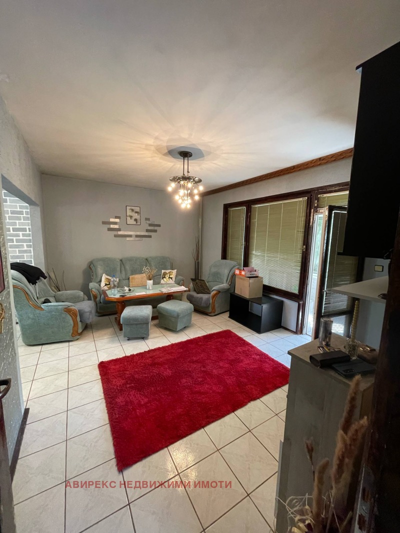 Продава  Многостаен, град Пловдив, Кючук Париж •  169 000 EUR • ID 38780060 — holmes.bg - [1] 
