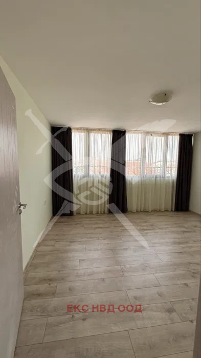 Myytävänä  3+ makuuhuone Plovdiv , Karšijaka , 192 neliömetriä | 63524579