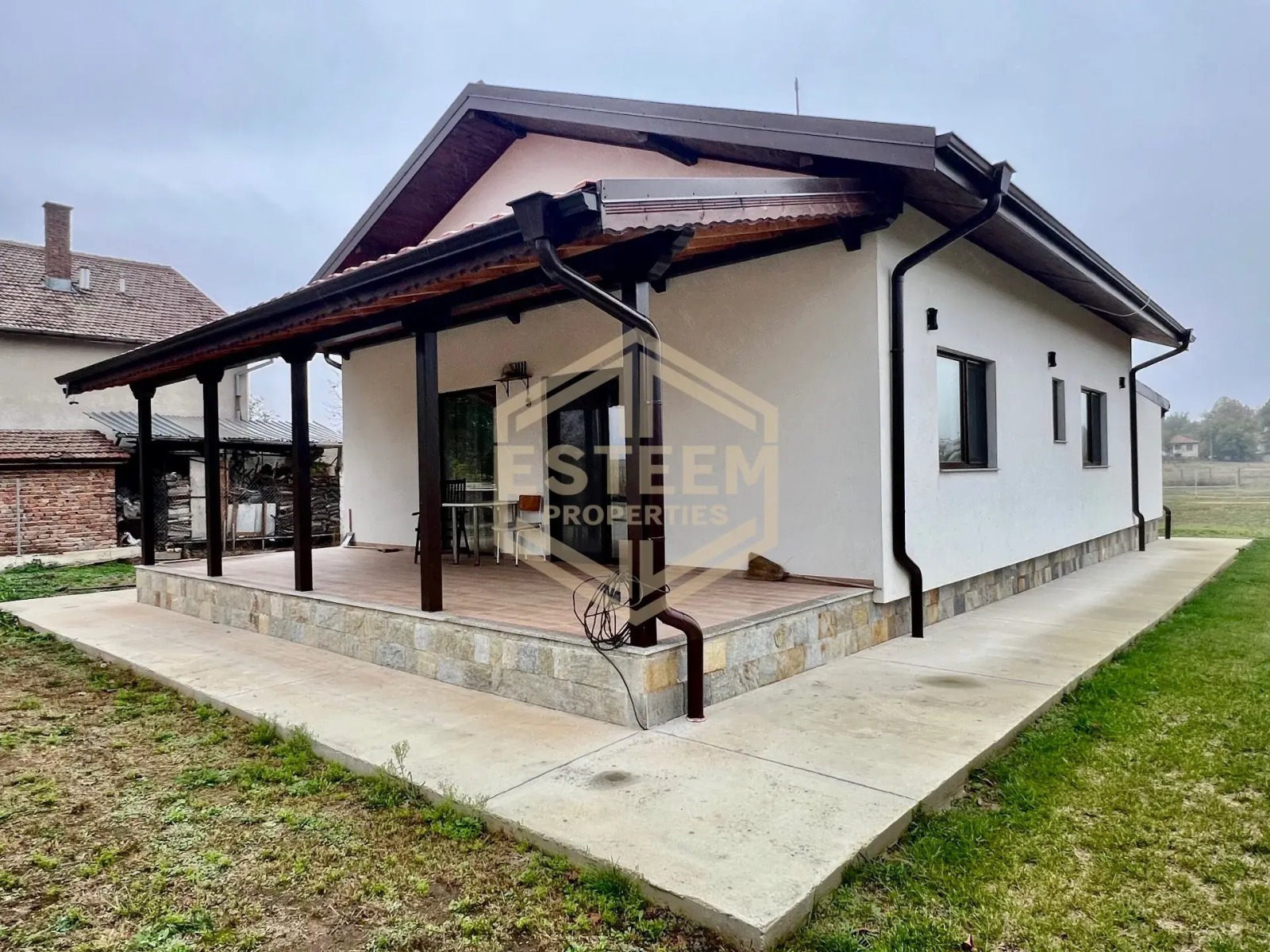 Продава КЪЩА, с. Червена вода, област Русе, снимка 2 - Къщи - 56726063