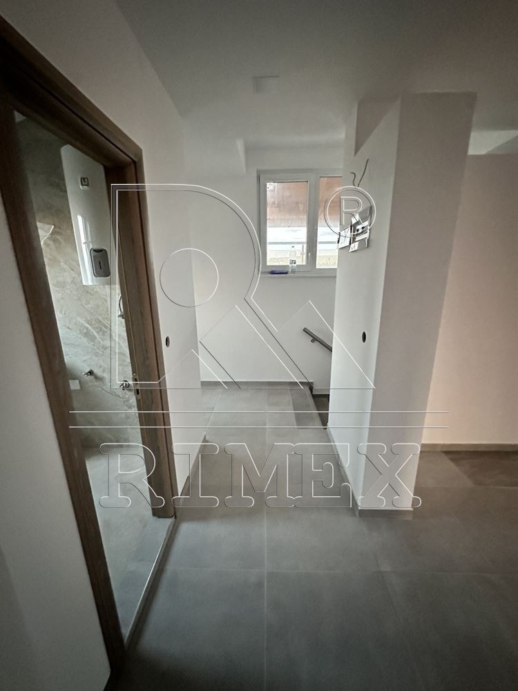 Продава ЕТАЖ ОТ КЪЩА | Imot.bg — изображение 5