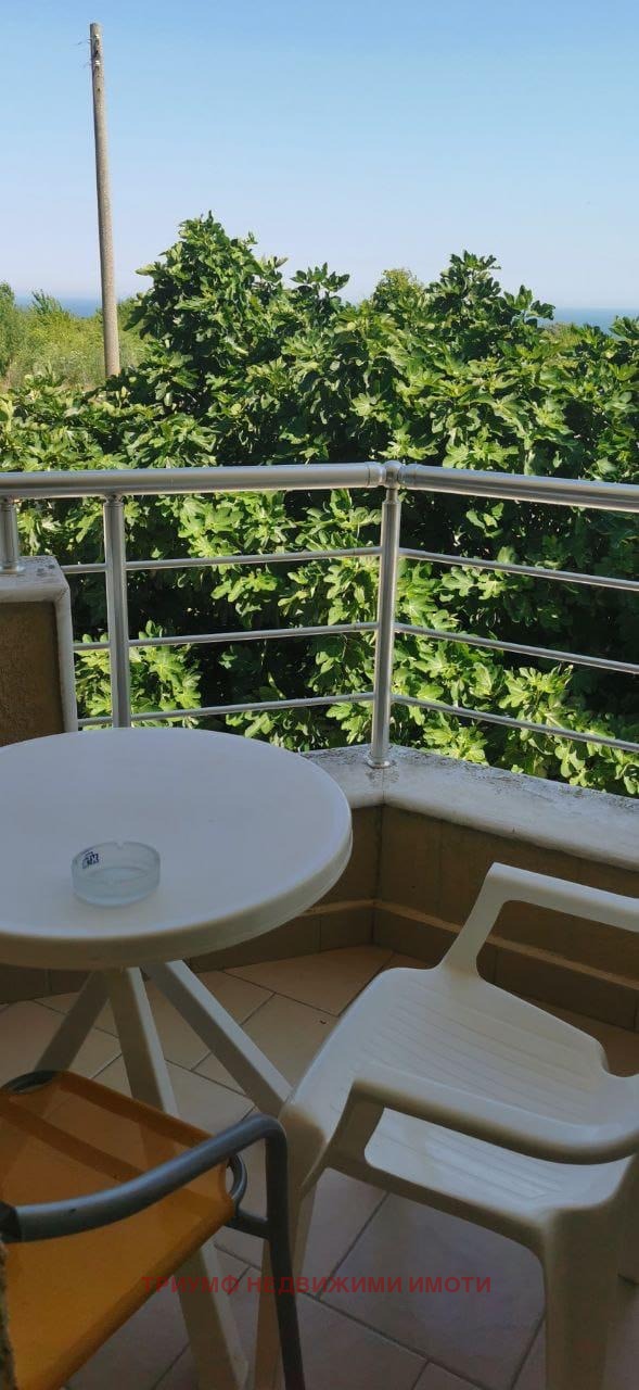 Продава 2-СТАЕН, гр. Бяла, област Варна, снимка 8 - Апартаменти - 54030944