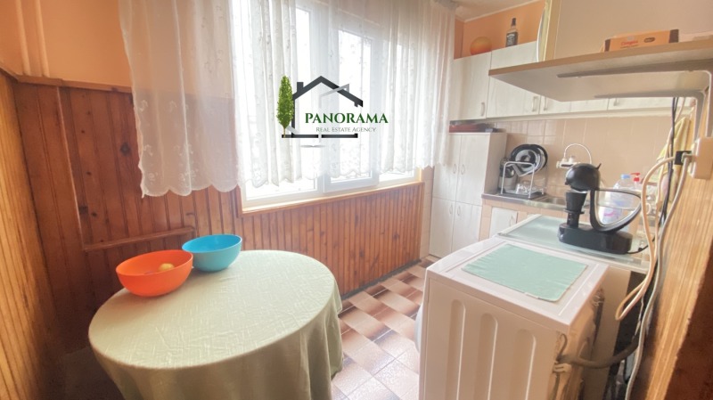 Продава  3-стаен град Шумен , Болницата , 88 кв.м | 53714597 - изображение [2]