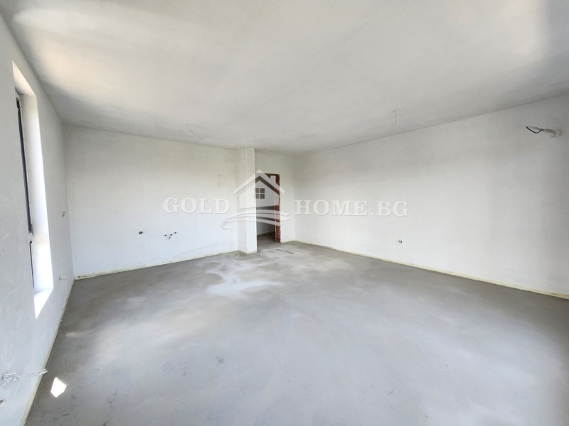 Продава  3-стаен град Пловдив , Остромила , 123 кв.м | 33539958 - изображение [2]
