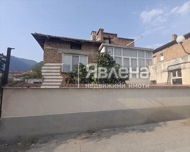 Продава КЪЩА, област Пловдив, гр. Сопот • 141000 € • 41243586 — Holmes.bg