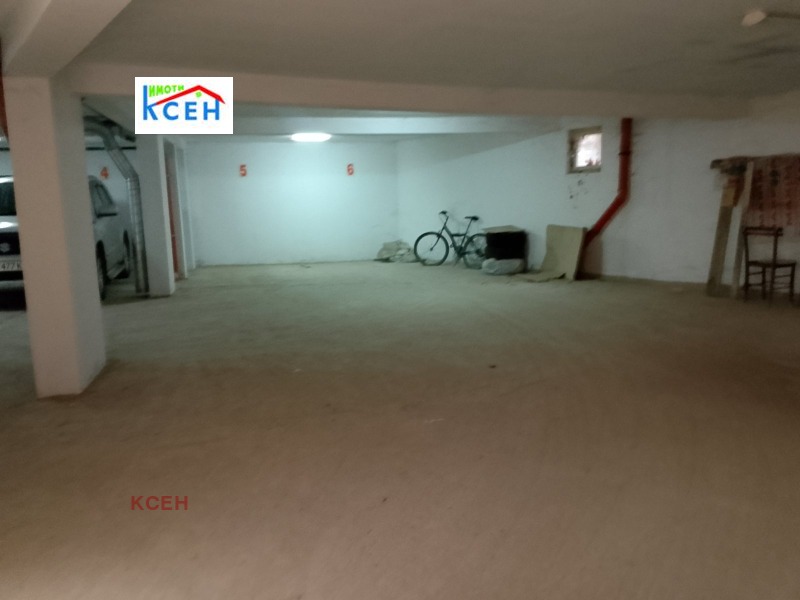 Продава ГАРАЖ, ПАРКОМЯСТО, гр. Търговище, Център, снимка 2 - Гаражи и паркоместа - 52523897