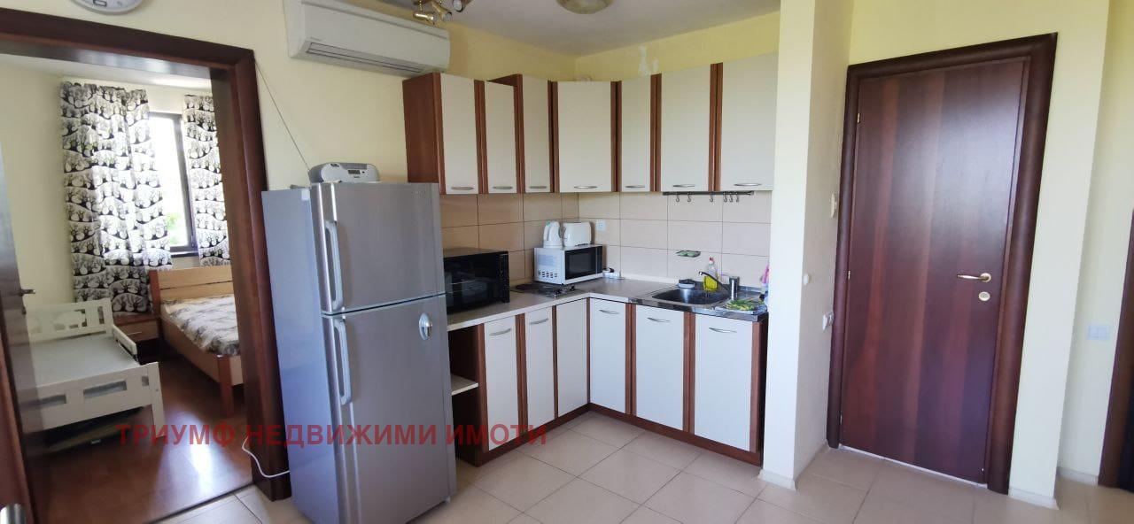 Продава 2-СТАЕН, гр. Бяла, област Варна, снимка 4 - Апартаменти - 54030944