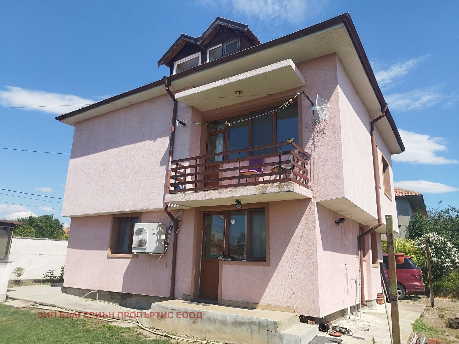 Продава КЪЩА, с. Блатец, област Сливен