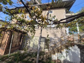Продава  Къща, с. Беляковец