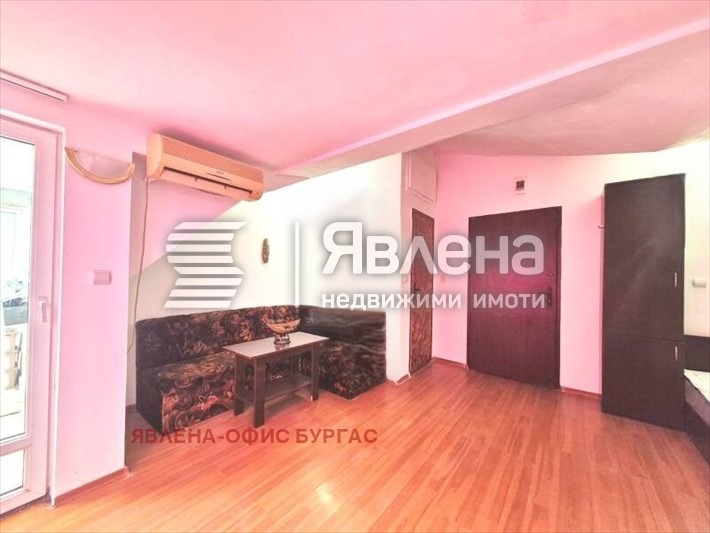 Продава 1-СТАЕН, гр. Бургас, Център, снимка 2 - Апартаменти - 56365105