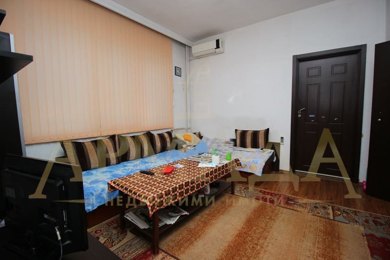 For Sale  3+ bedroom Plovdiv , Marasha , 112 sq.m | 55058892 - image [2]