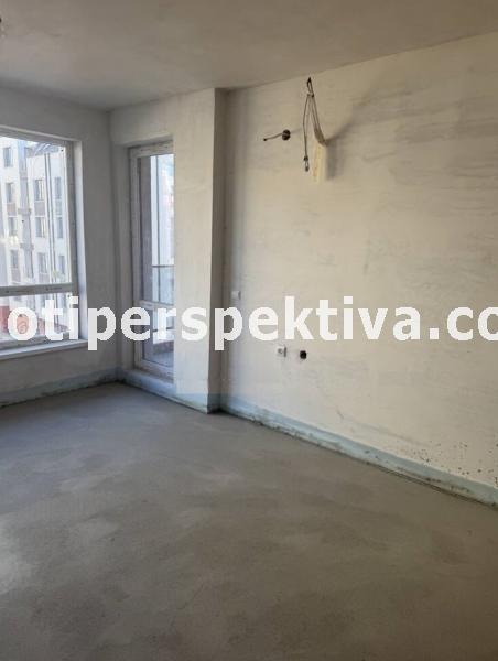 Продава 2-СТАЕН, гр. Пловдив, Кючук Париж, снимка 3 - Апартаменти - 52333684