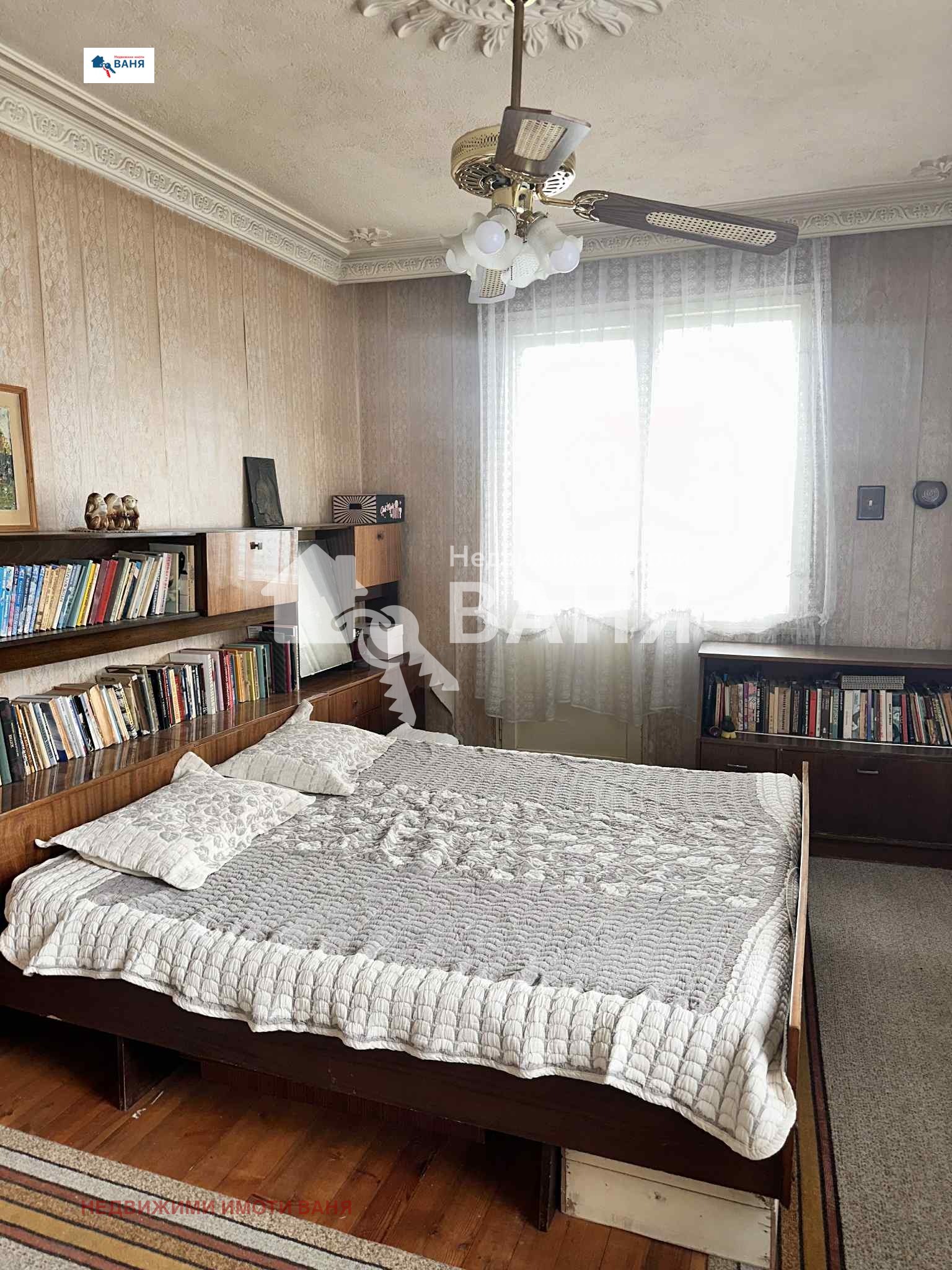 Продава ЕТАЖ ОТ КЪЩА, гр. Карлово, област Пловдив, снимка 2 - Етаж от къща - 50767867