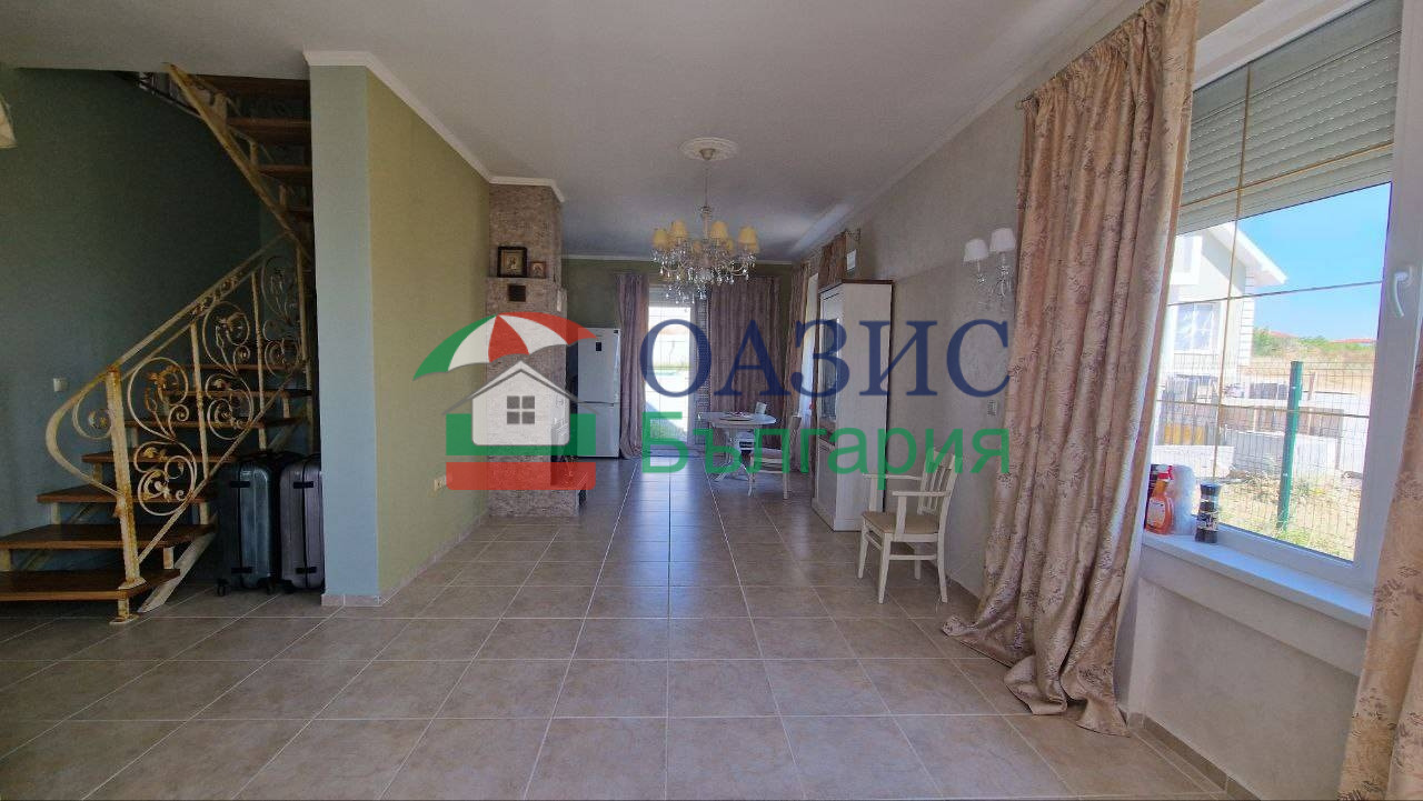 Продава КЪЩА, с. Кошарица, област Бургас, снимка 9 - Къщи - 50889444