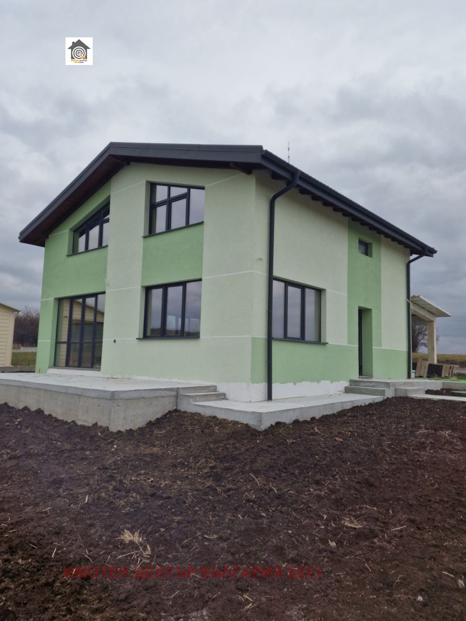 Продава КЪЩА, с. Гурмазово, област София област