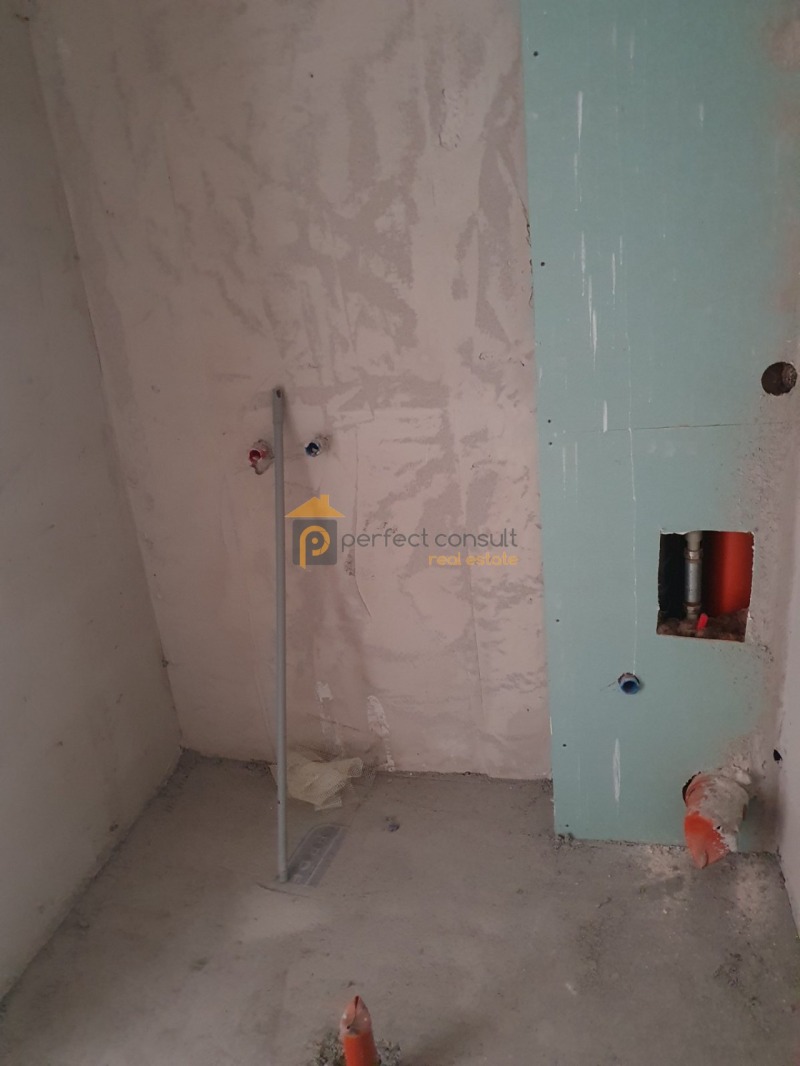 For Sale  1 bedroom Plovdiv , Ostromila , 69 sq.m | 27931833 - image [4]