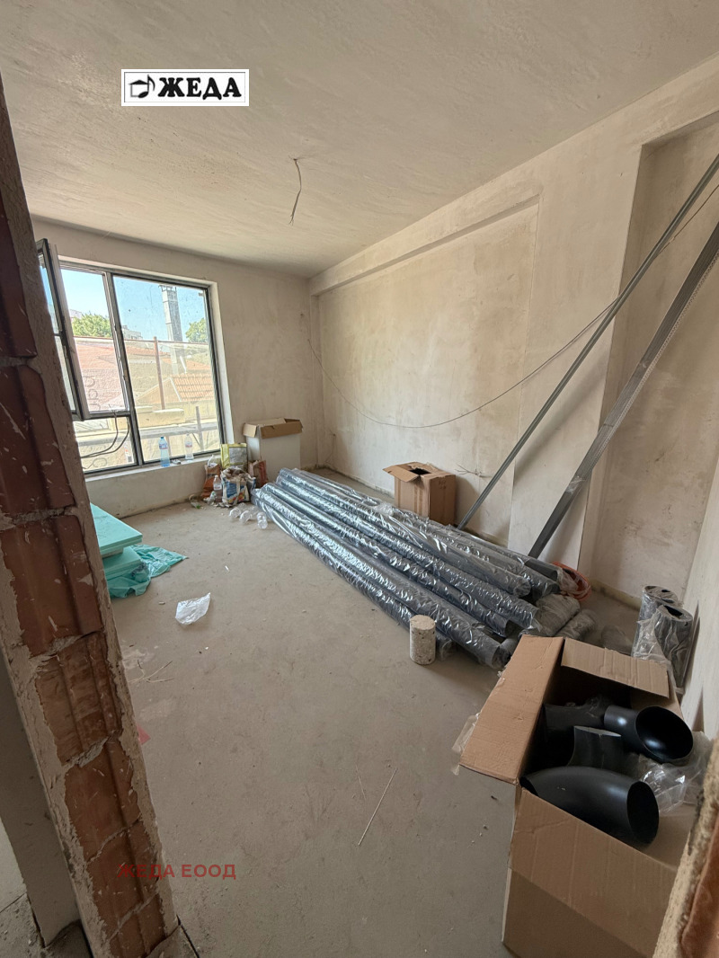 Продава  3-стаен град Плевен , Широк център , 103 кв.м | 22730433 - изображение [11]
