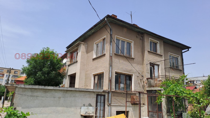 Продава КЪЩА, гр. Лом, област Монтана, снимка 3 - Къщи - 52784231