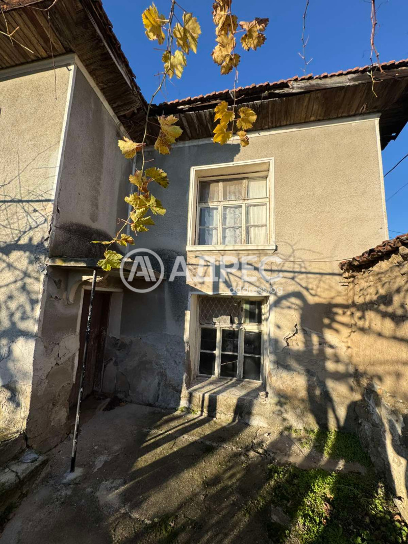Продава КЪЩА, с. Песнопой, област Пловдив, снимка 2 - Къщи - 52749150