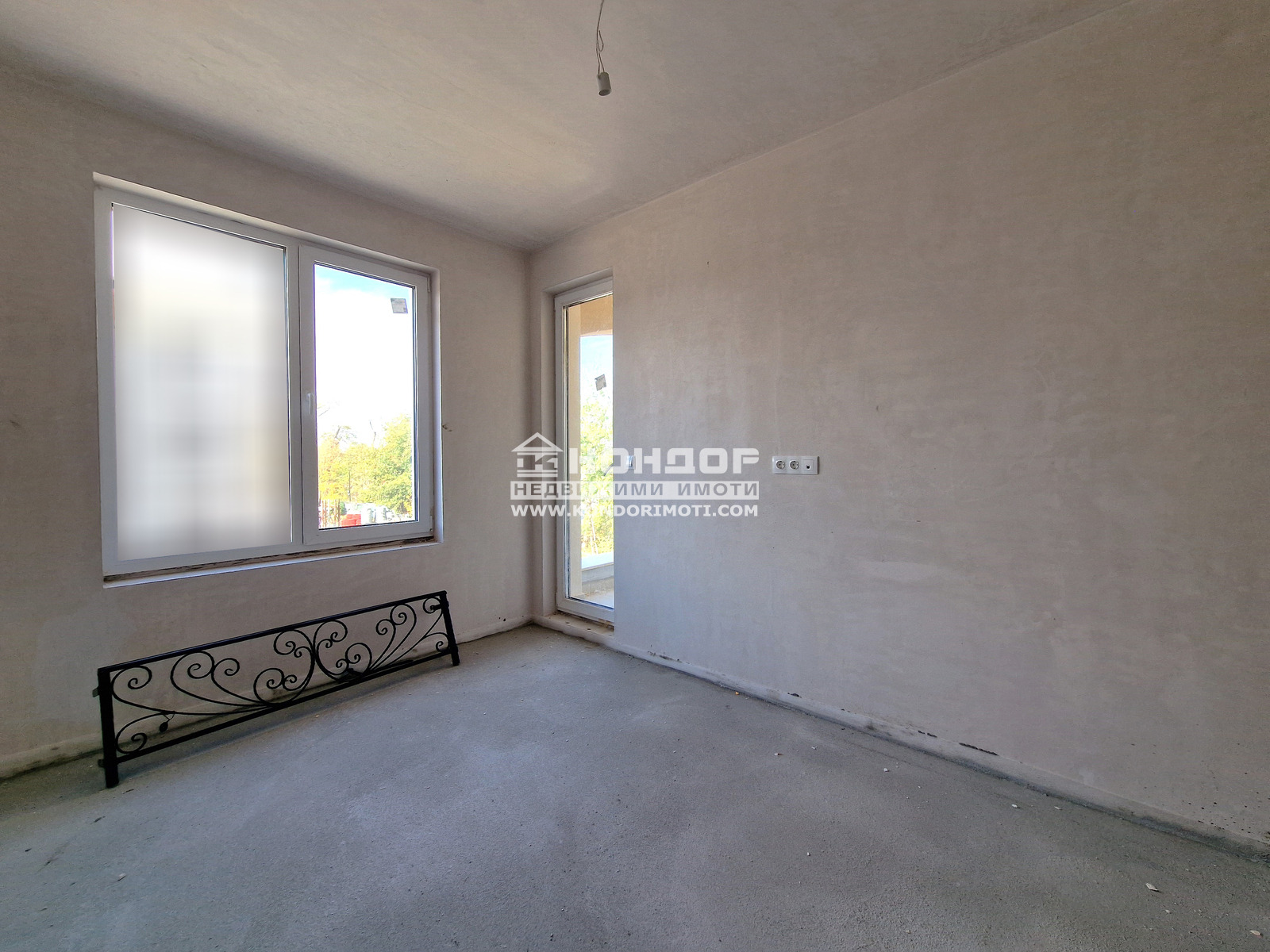 Продава 2-СТАЕН, гр. Пловдив, Кършияка, снимка 3 - Апартаменти - 54343403