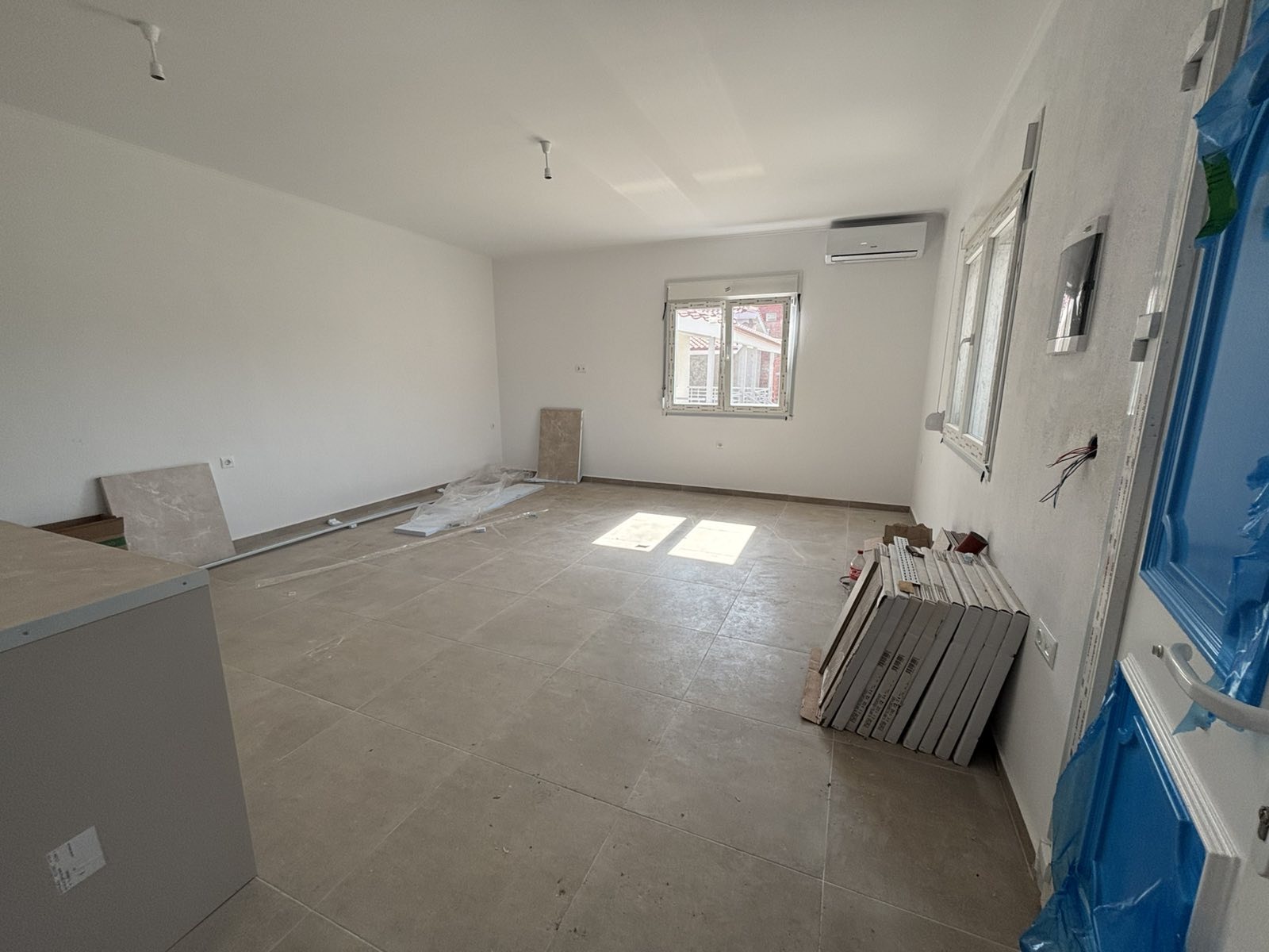 Продава КЪЩА, Извън страната, област Извън страната, снимка 2 - Къщи - 53857472