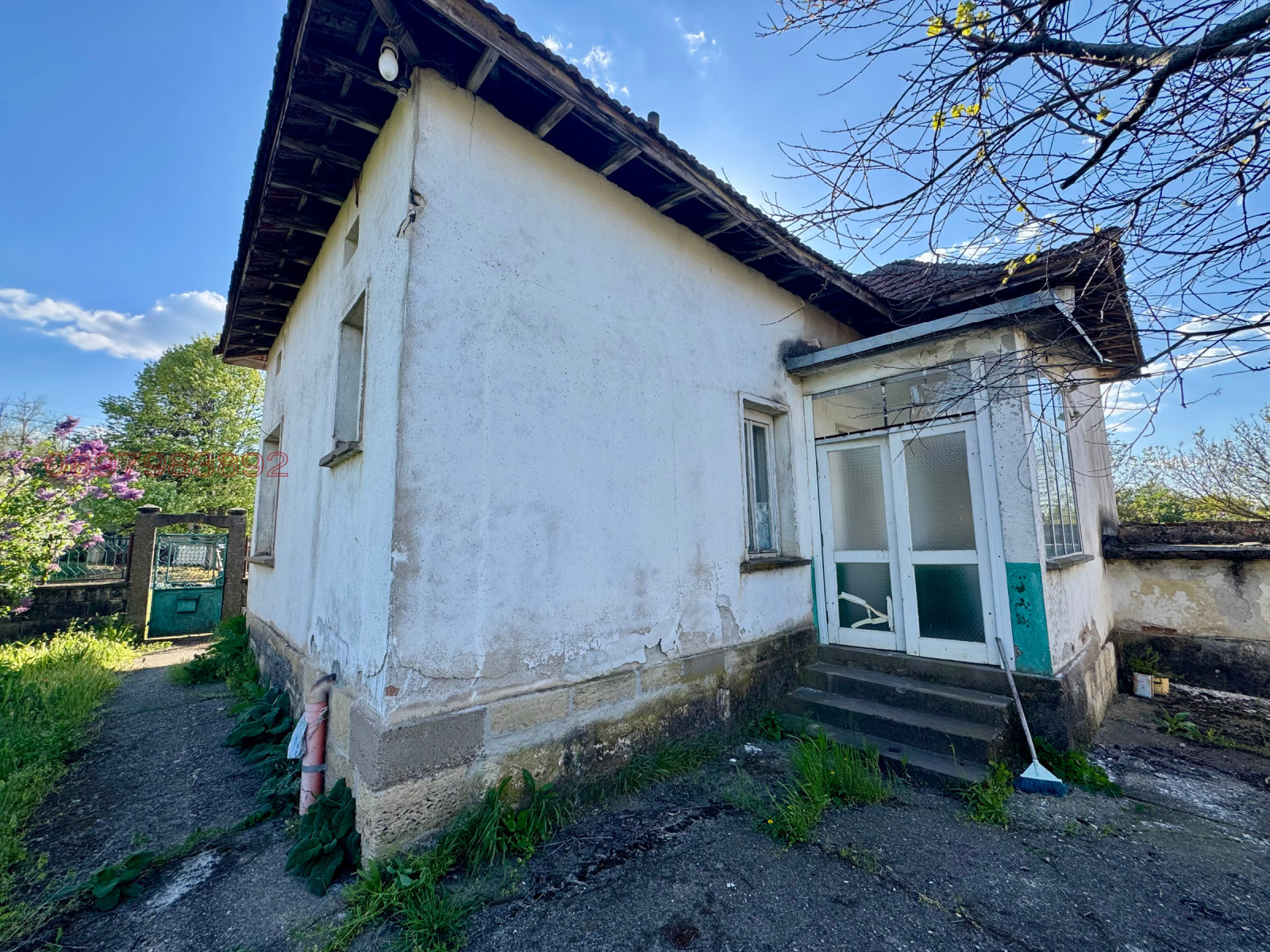 Продава КЪЩА, с. Софрониево, област Враца, снимка 2 - Къщи - 54353871