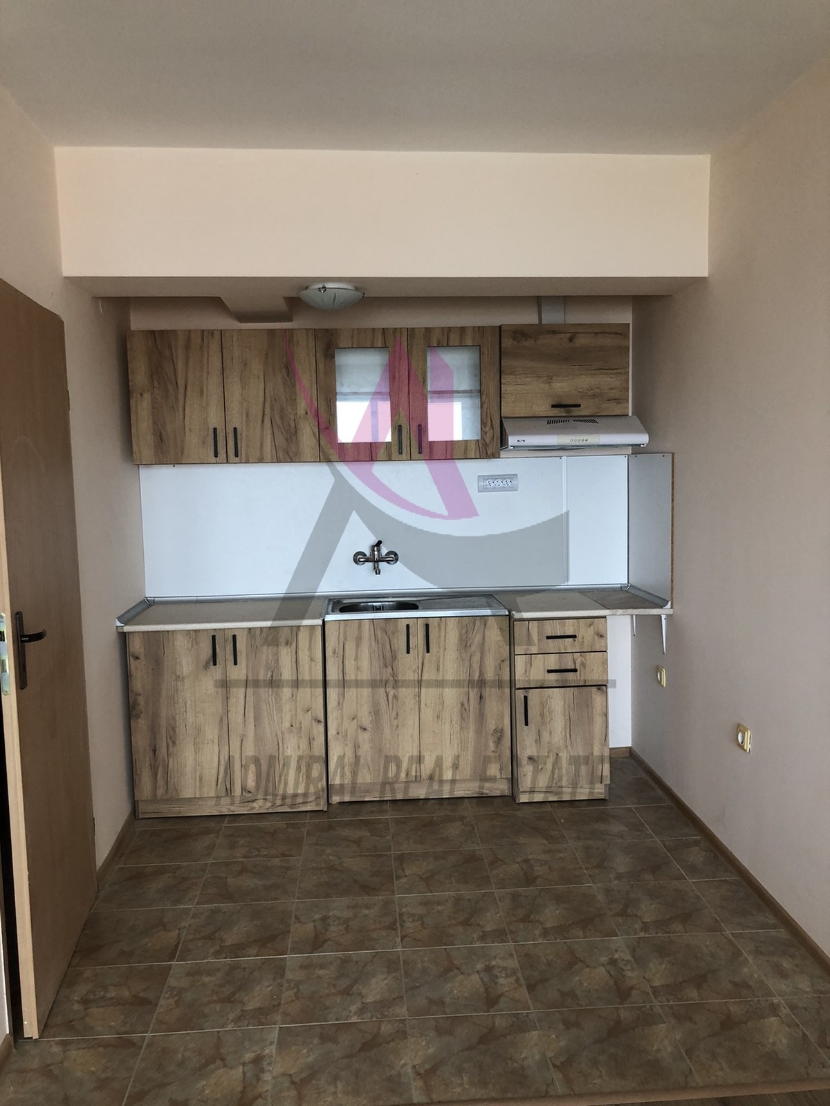 Продава 2-СТАЕН, гр. Варна, Бриз, снимка 2 - Апартаменти - 50707519