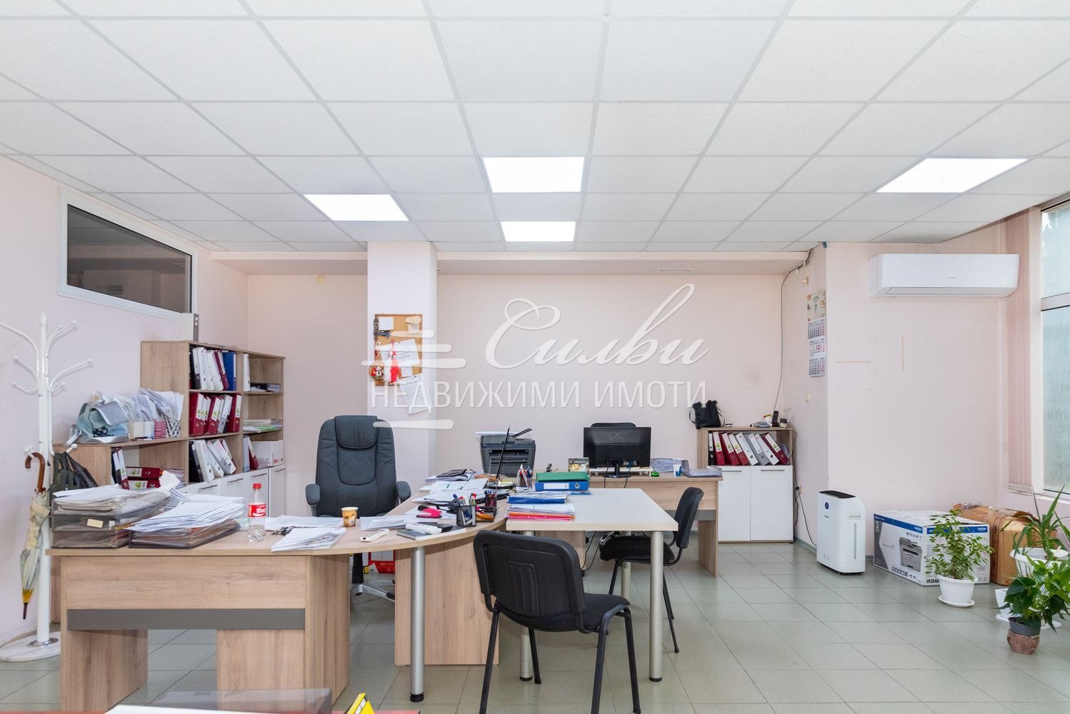 Продава МАГАЗИН, гр. Шумен, Пазара, снимка 2 - Магазини - 52602320