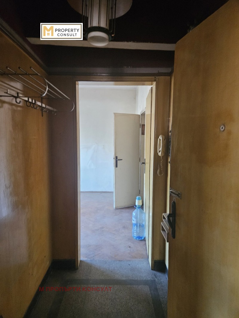 Продава 2-СТАЕН, град Плевен, Идеален център • 113000 € / 221008.79 лв. • 40710670 1