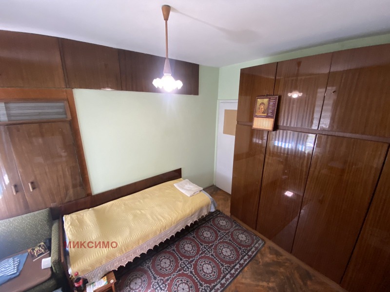 For Sale  2 bedroom Ruse , Alei Vazrazhdane , 80 sq.m | 98252547 - image [4]