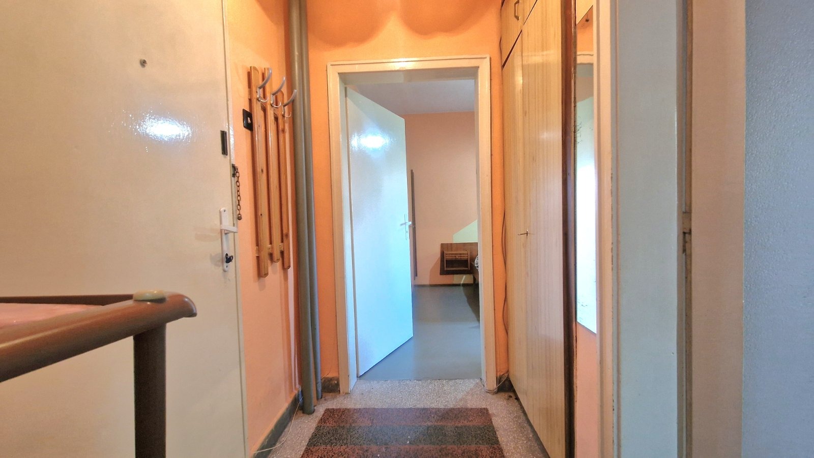 Продава 2-СТАЕН, гр. Пловдив, Кършияка, снимка 3 - Апартаменти - 54696980