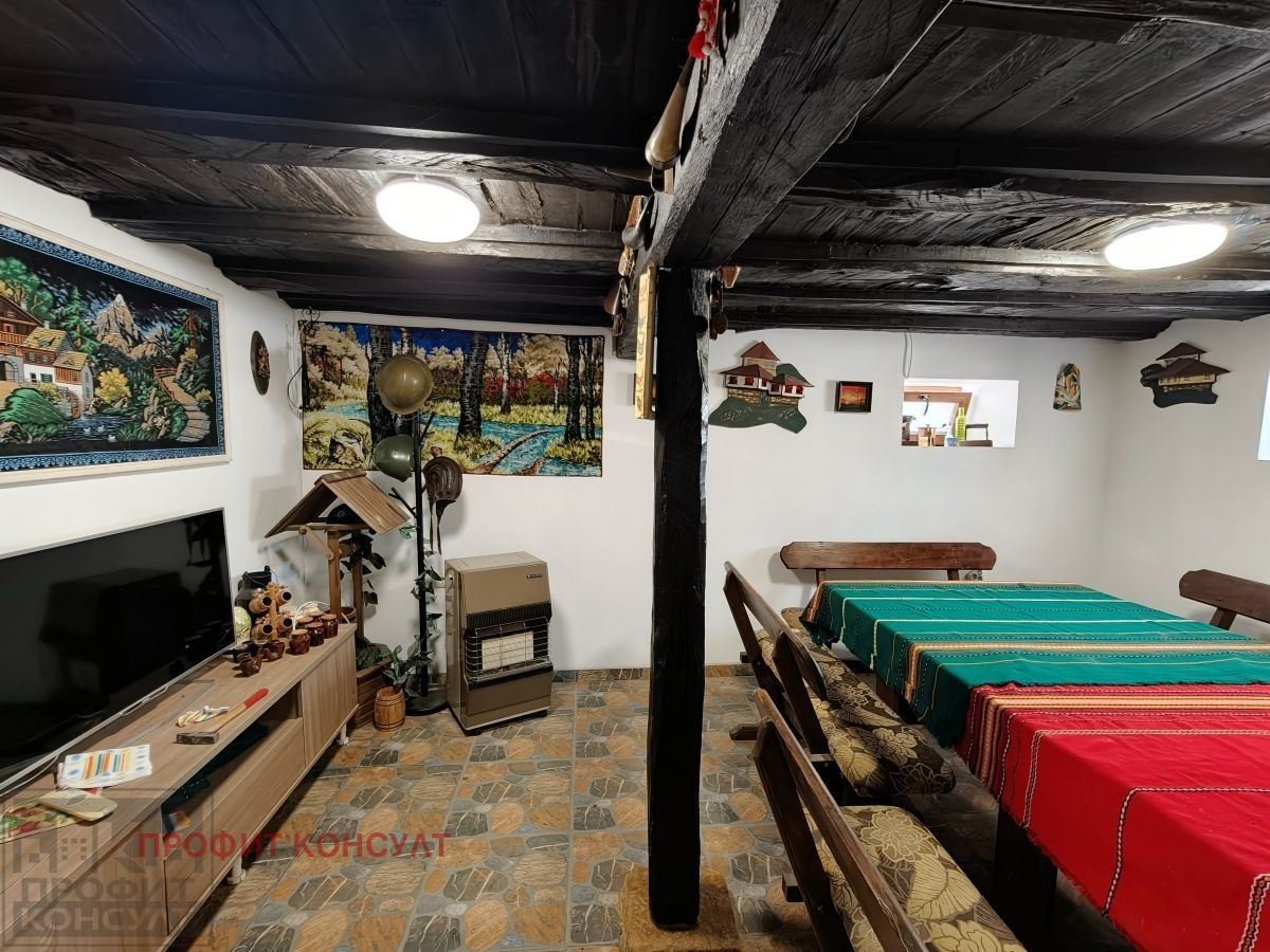 Продава КЪЩА, с. Тодювци, област Велико Търново, снимка 6 - Къщи - 54922751