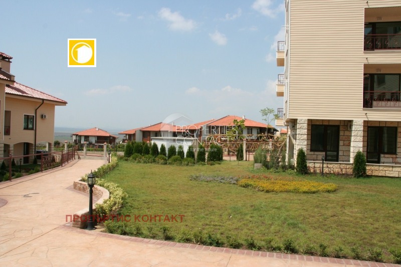 Продава  1-стаен област Бургас , с. Кошарица , 40 кв.м | 46732393 - изображение [8]