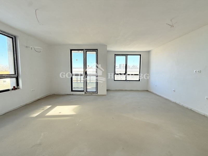 Na prodej  1 ložnice Plovdiv , Christo Smirnenski , 81 m2 | 44827982