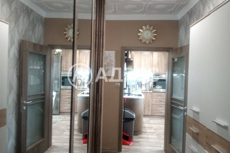 Продаја  2 спаваће собе Софија , Лјулин 7 , 74 м2 | 55066659 - слика [4]